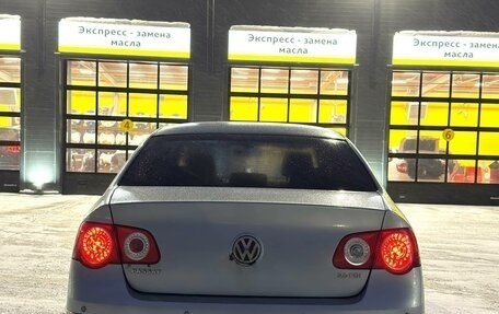 Volkswagen Passat B6, 2006 год, 580 000 рублей, 3 фотография