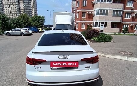 Audi A4, 2017 год, 2 760 000 рублей, 4 фотография