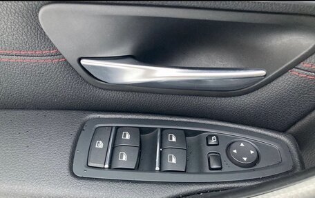 BMW 3 серия, 2018 год, 2 900 000 рублей, 15 фотография