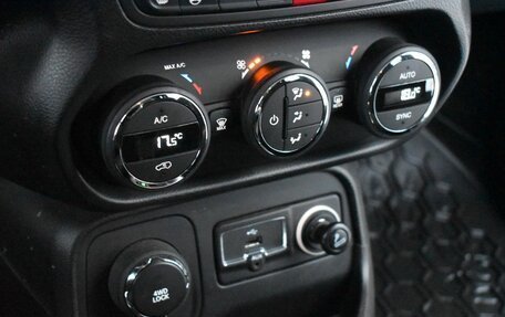 Jeep Renegade I рестайлинг, 2015 год, 1 619 999 рублей, 15 фотография