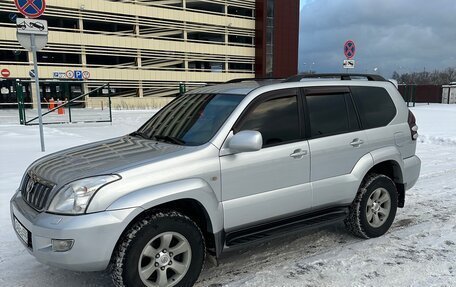 Toyota Land Cruiser Prado 120 рестайлинг, 2005 год, 1 700 000 рублей, 5 фотография