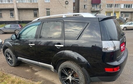 Mitsubishi Outlander III рестайлинг 3, 2008 год, 1 200 000 рублей, 1 фотография