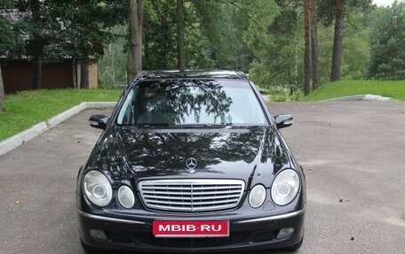 Mercedes-Benz E-Класс, 2004 год, 1 450 000 рублей, 1 фотография