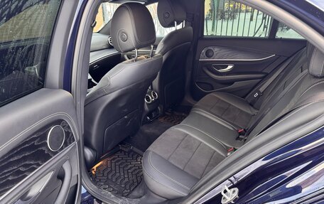 Mercedes-Benz E-Класс, 2020 год, 4 800 000 рублей, 7 фотография
