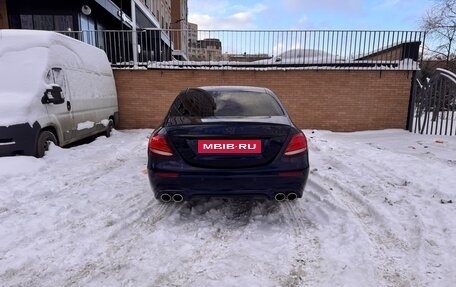 Mercedes-Benz E-Класс, 2020 год, 4 800 000 рублей, 4 фотография