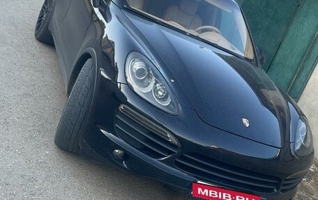 Porsche Cayenne III, 2010 год, 1 550 000 рублей, 2 фотография