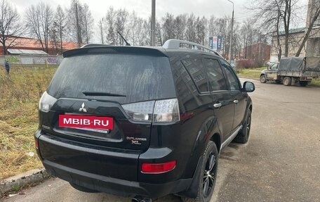 Mitsubishi Outlander III рестайлинг 3, 2008 год, 1 200 000 рублей, 2 фотография