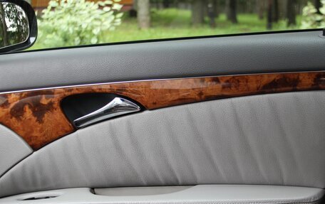 Mercedes-Benz E-Класс, 2004 год, 1 450 000 рублей, 9 фотография