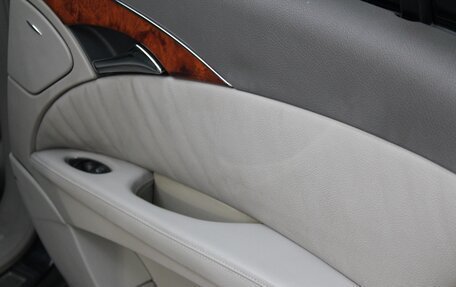 Mercedes-Benz E-Класс, 2004 год, 1 450 000 рублей, 19 фотография