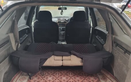 Nissan Rnessa, 2001 год, 300 000 рублей, 13 фотография