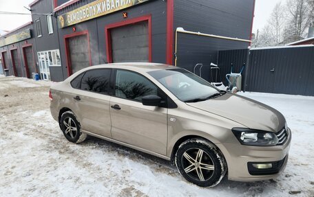 Volkswagen Polo VI (EU Market), 2017 год, 850 000 рублей, 2 фотография