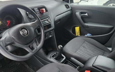 Volkswagen Polo VI (EU Market), 2017 год, 850 000 рублей, 10 фотография