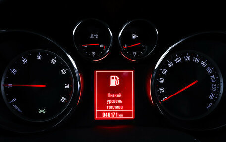 Opel Astra J, 2013 год, 1 258 000 рублей, 16 фотография