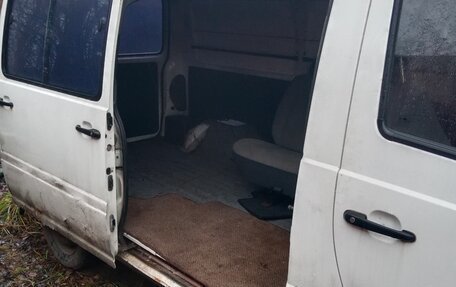 SsangYong Istana, 1995 год, 130 000 рублей, 7 фотография