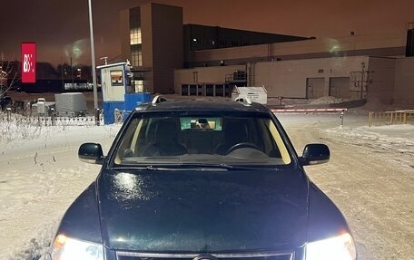 Volkswagen Touareg III, 2003 год, 900 000 рублей, 4 фотография