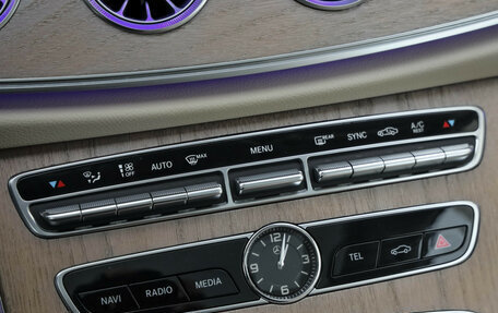 Mercedes-Benz E-Класс, 2017 год, 3 299 000 рублей, 21 фотография