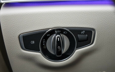 Mercedes-Benz E-Класс, 2017 год, 3 299 000 рублей, 25 фотография