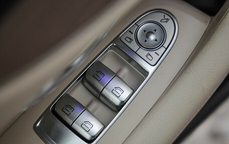 Mercedes-Benz E-Класс, 2017 год, 3 299 000 рублей, 29 фотография