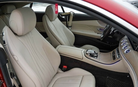 Mercedes-Benz E-Класс, 2017 год, 3 299 000 рублей, 31 фотография