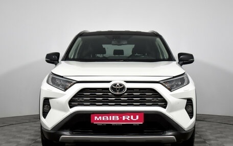 Toyota RAV4, 2019 год, 2 649 000 рублей, 2 фотография