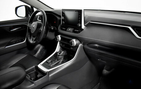 Toyota RAV4, 2019 год, 2 649 000 рублей, 14 фотография