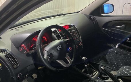 KIA cee'd I рестайлинг, 2010 год, 590 000 рублей, 3 фотография