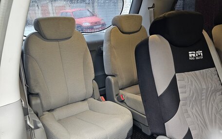 KIA Carnival III, 2007 год, 900 000 рублей, 7 фотография