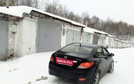 Hyundai Solaris II рестайлинг, 2012 год, 600 000 рублей, 5 фотография