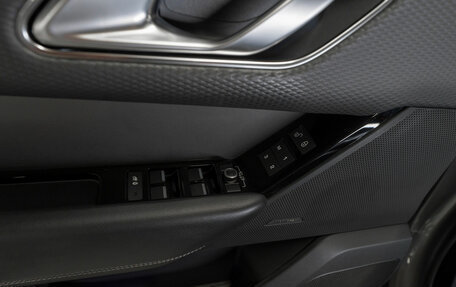 Land Rover Range Rover Velar I, 2020 год, 4 500 000 рублей, 14 фотография