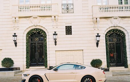 Ford Mustang VI рестайлинг, 2019 год, 9 500 000 рублей, 3 фотография