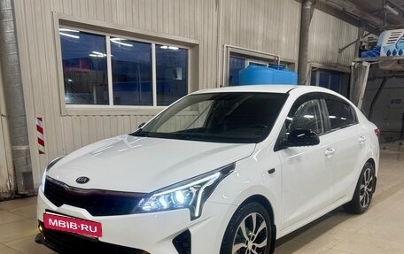 KIA Rio IV, 2020 год, 1 800 000 рублей, 1 фотография