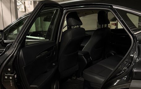 Lexus NX I, 2018 год, 3 400 000 рублей, 5 фотография