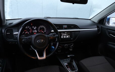 KIA Rio IV, 2018 год, 1 299 000 рублей, 6 фотография