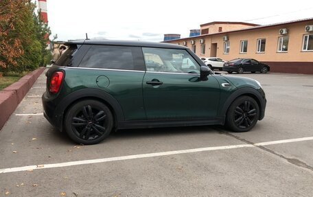 MINI Hatch, 2017 год, 1 600 000 рублей, 2 фотография