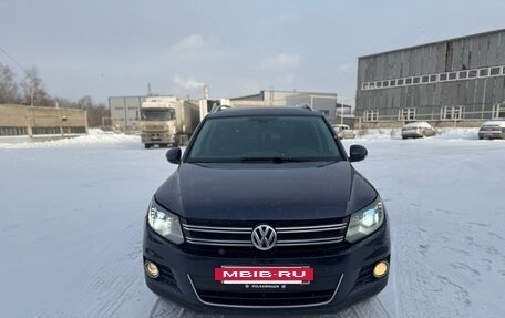 Volkswagen Tiguan I, 2011 год, 960 000 рублей, 2 фотография