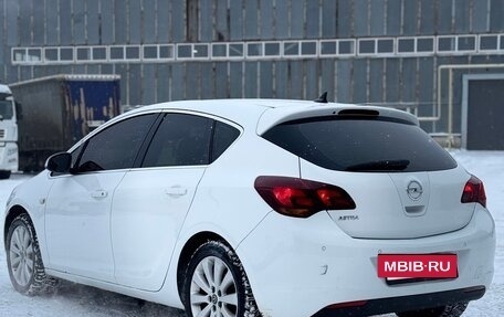 Opel Astra J, 2011 год, 540 000 рублей, 4 фотография