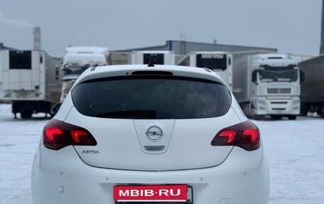 Opel Astra J, 2011 год, 540 000 рублей, 5 фотография