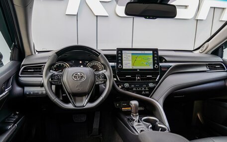 Toyota Camry, 2021 год, 3 120 000 рублей, 6 фотография