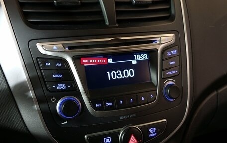 Hyundai Solaris II рестайлинг, 2016 год, 960 000 рублей, 11 фотография