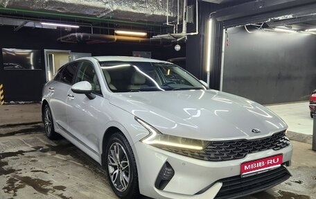 KIA K5, 2021 год, 2 100 000 рублей, 1 фотография