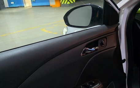 Chevrolet Monza, 2020 год, 1 850 000 рублей, 19 фотография