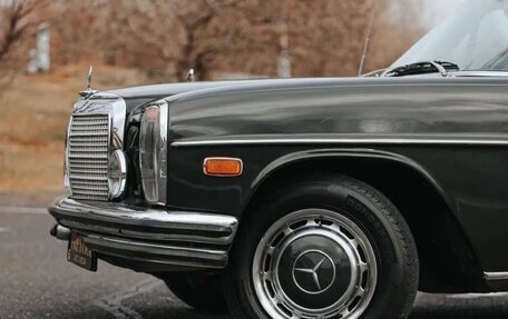 Mercedes-Benz W114, 1972 год, 2 890 000 рублей, 4 фотография