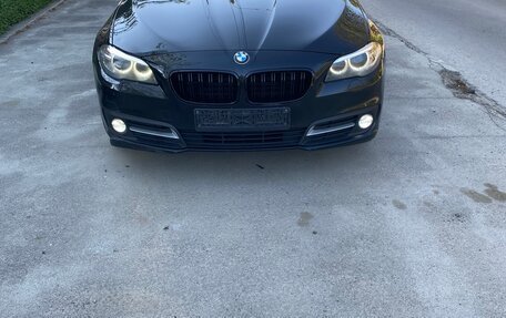 BMW 5 серия, 2016 год, 2 100 000 рублей, 3 фотография