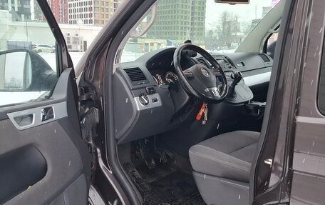 Volkswagen Multivan T5, 2010 год, 2 250 000 рублей, 13 фотография