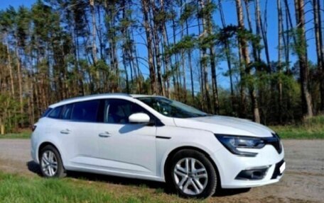 Renault Megane IV, 2019 год, 1 350 000 рублей, 5 фотография