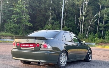 Lexus IS II рестайлинг 2, 2000 год, 965 000 рублей, 8 фотография