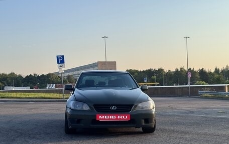 Lexus IS II рестайлинг 2, 2000 год, 965 000 рублей, 4 фотография