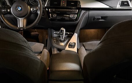 BMW 3 серия, 2017 год, 2 990 000 рублей, 18 фотография