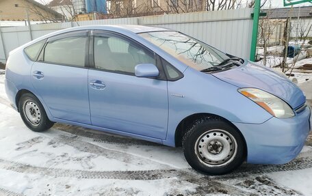 Toyota Prius, 2008 год, 590 000 рублей, 2 фотография