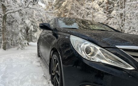 Hyundai Sonata VI, 2011 год, 960 000 рублей, 3 фотография